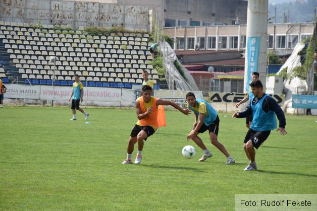 meciantrenamentfcbrasov06_218078.JPG