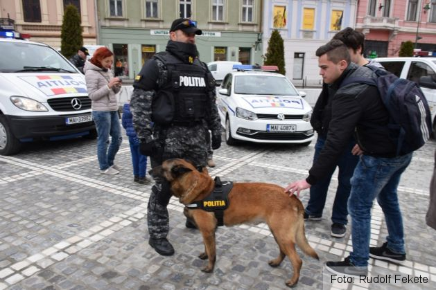 ziuapolitieimartie 03_208149.JPG
