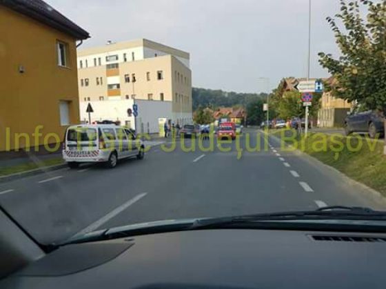 Brașov. Motociclist accidentat pe strada Carierei! (FOTO) 1 14184343_973481712777302_5001314409096732444_n_220862.jpg