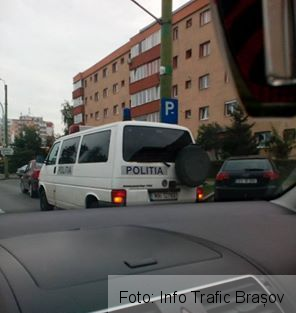 Update. BRAŞOV. Pieton accidentat de maşină în timp ce traversa neregulamentar strada Hărmanului 1 accidentharmanului1.jpg