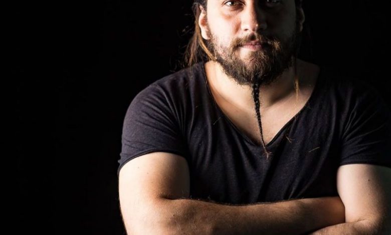 România: „Ţara analfabeţilor, a combinatorilor, a scuipătorilor de seminţe“ – mesajul unui rocker 1 coiotu.jpg