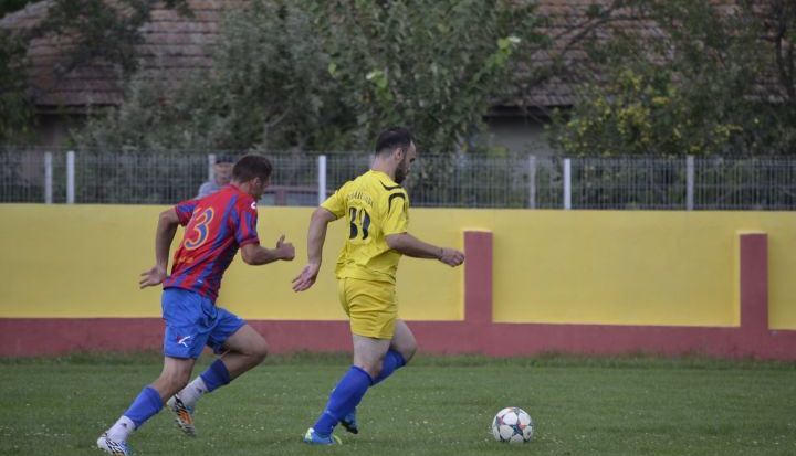 DEMENȚIAL. A pierdut cu 0-9, dar se califică în faza următoare a Cupei României!!! Șansa unui antrenor brașovean... 1 cugir.jpg