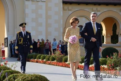 Principesa Margareta și Principele Radu și-au reînnoit jurămintele de căsătorie 1 juraminte.jpg