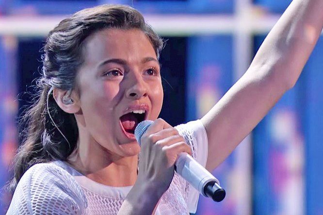 Laura Bretan a fost învinsă în finala America's Got Talent 1 laura_2.jpg
