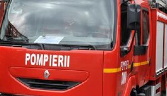 Update. BRAȘOV. Cauza EXPLOZIEI de pe Calea București 1 masina-pompieri.jpg