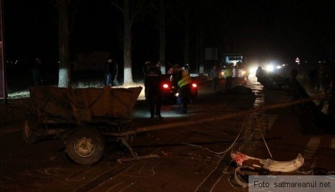 O căruţă şi două autoturisme, implicate într-un accident mortal 1 accidentcaruta.jpg