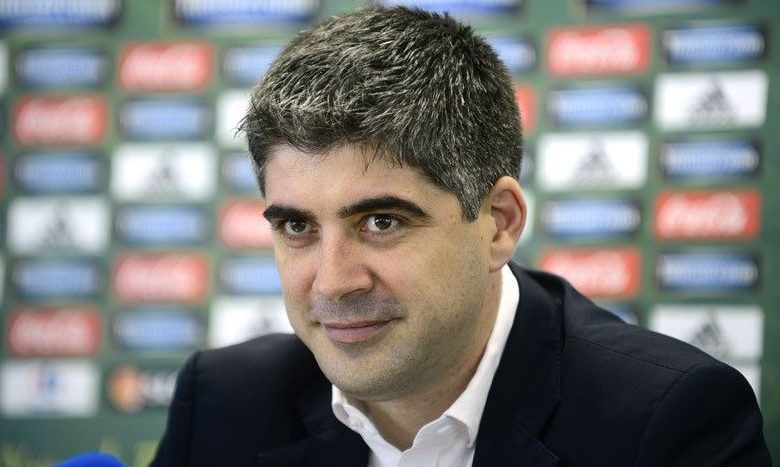 deaconu.jpg