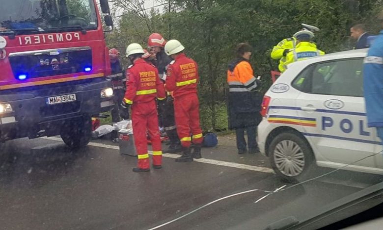 Un şofer şi-a pierdut viaţa pe DN 1, la Româneşti (FOTO) 1 dn1acc.jpeg