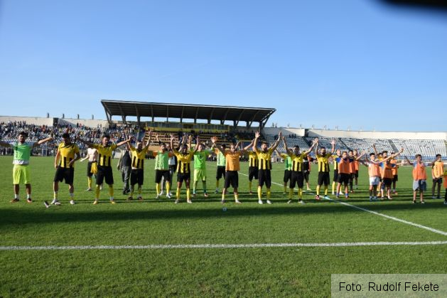 fotbalfcbrasovchindiatargoviste26_222826.JPG