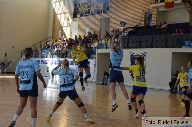 handbalCoronaBrasovDanubiusBraila09_221855.JPG