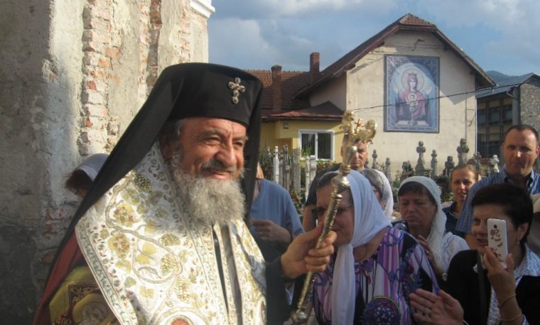 BRAȘOV. Mitropolitul Ardealului își sărbătorește ziua de naștere 1 mitropolit.jpg