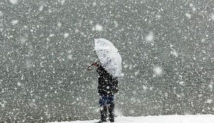 ANM. Atenţionare nowcasting de vreme rea, până la ora 20.00. Printre judeţele vizate se află şi Braşovul 1 ninsoare_4.jpg
