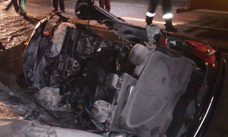 Un şofer de 22 de ani a murit după ce a intrat cu maşina într-un cap de pod 1 sant.jpg