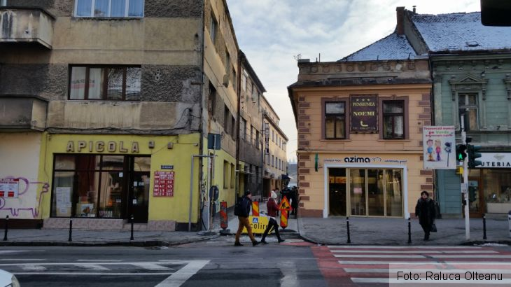 BRAŞOV. Cum arată strada Sfântul Ioan, după sistarea lucrărilor (GALERIE FOTO) 1 20161117_094846_225617.jpg