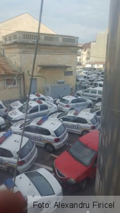 Autoturisme noi „trase pe dreapta” în curtea Poliţiei Rutiere, din motive birocratice... incredibile! Ce alte acuzaţii aduce sindicalistul Alexandru Firicel 1 IMG-20161114-WA0013_225426.jpg