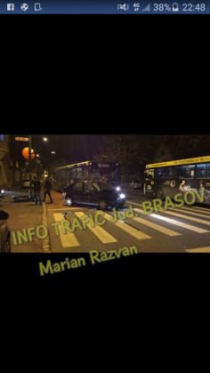 Autobuz RAT BRAȘOV implicat într-o coliziune, pe strada Lungă! (FOTO) 1 accident lunga 2_224750.jpg