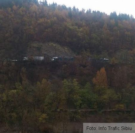 Accident în lanţ pe Valea Oltului! 1 accidentvaleaoltului.jpg