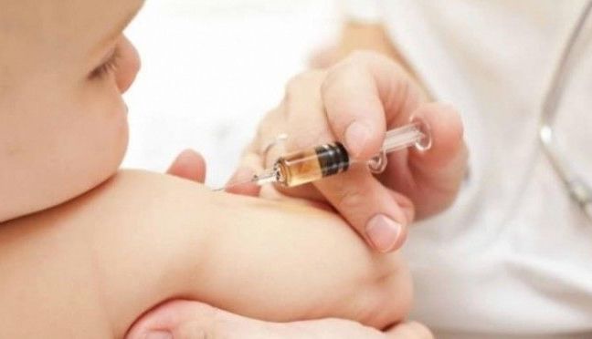 Ministerul Sănătății face licitație pentru 1,5 milioane de doze de vaccin hexavalent 1 bebevaccin.jpg