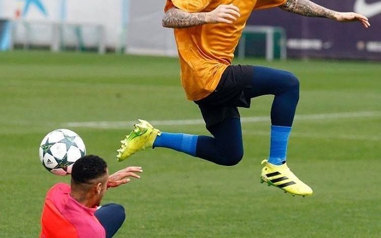 Catalanii s-au antrenat cu o vedetă a muzicii pop (FOTO) 1 bieber_3.jpg