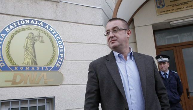 Fostul şef ANAF Sorin Blejnar a fost reţinut, fiind acuzat de trafic de influenţă 1 blejnar.jpg
