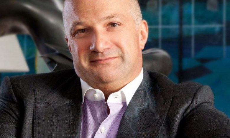 „Băiatul deștept“ Bogdan Buzăianu, suspect de plagiat 1 bogdanbuzianu.jpg