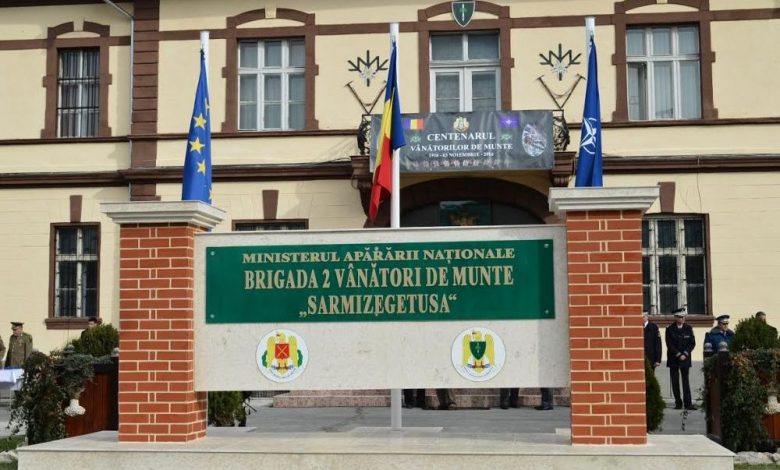 ceremoniemilitarivm3.jpg