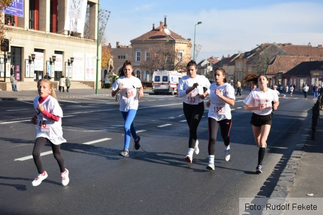 BRAȘOV. Atenție, șoferi! Se întrerupe circulația astăzi 1 cros.png