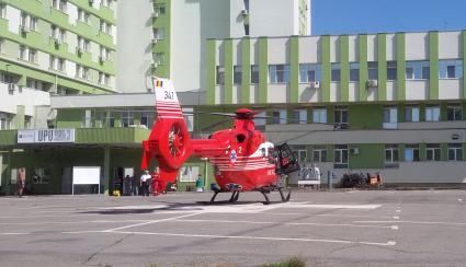 Un copil de 2 ani a căzut de la etajul 5. Update: Băieţelul a murit... 1 elicoptersmurd_2.jpg