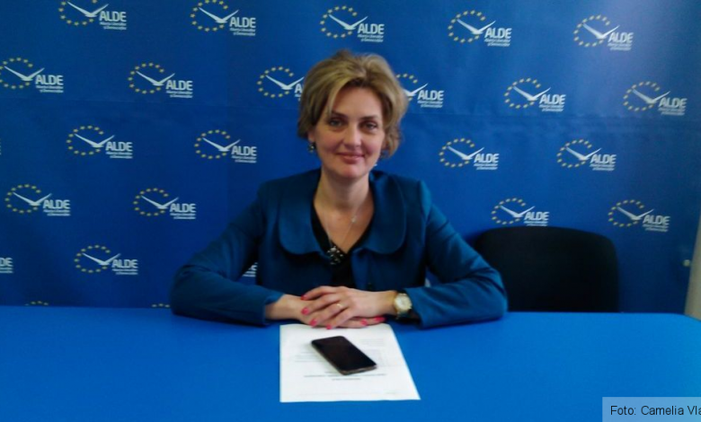Ultima oră. BRAȘOV. Scrisoare deschisă de la Laura Bratosin către C.P. Tăriceanu: „V-ați gândit, domnule președinte, că poate nu dețineți adevărul absolut?” 1 laura-bratosin.jpg