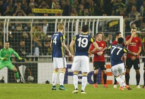 Europa league. Rezultatele etapei a patra 1 manc.jpg