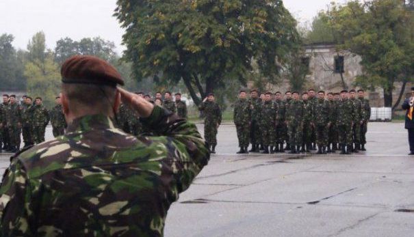 Update. BRAȘOV. Cine era militarul găsit împușcat în cap în unitatea de la Ghimbav 1 militari_3.jpg