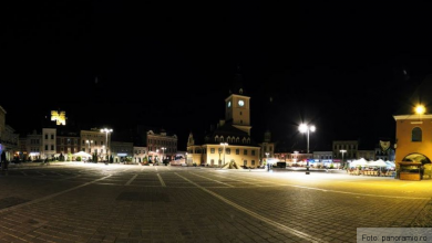 BRAȘOV. Bradul de Crăciun ar trebui să ajungă în Piața Sfatului în această noapte 10 piatasfatului_4.jpg