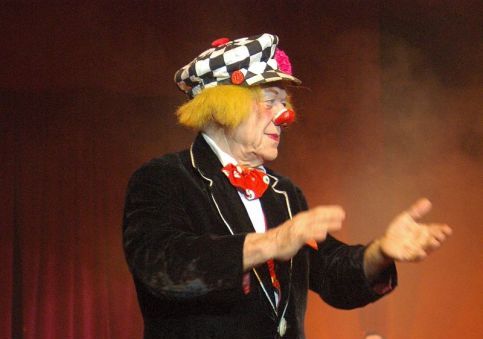 Un clovn celebru A MURIT!!! 1 popov.jpg