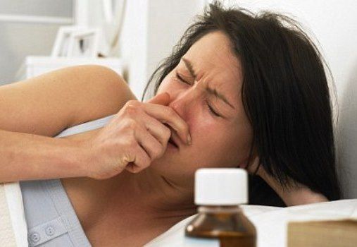 BRAȘOV. Până la coronavirus, 3.700 de bolnavi de gripă, pneumonie și alte infecții respiratorii 1 raceala_2.jpg