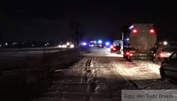 BRAȘOV. Accident pe DN1, cu patru victime 1 accident-vulcan.jpg