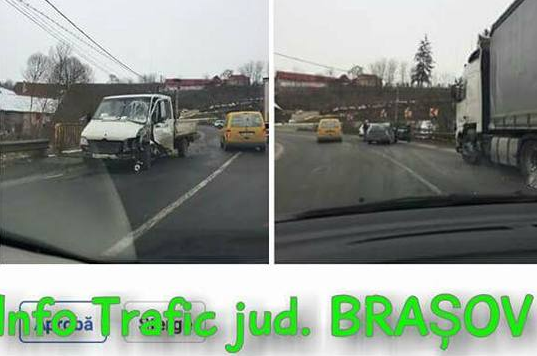 BRAŞOV. Accident în Feldioara (FOTO) 1 accidentfeldioara.png