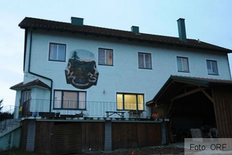 CRIME ȘI SINUCIDERE. Șase oameni au fost găsiți morți într-o locuință din Austria 1 casaaustria.jpg