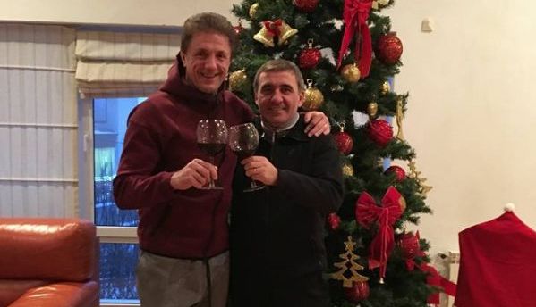 BRAŞOV. Începe TURNEUL VEDETELOR!!! Hagi şi Gică Popescu, prezenţi!!! 1 popescuhagi.jpg
