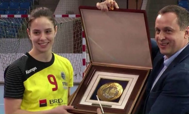 BRAŞOV. Premiu pentru handbalista Sorina Târcă 1 sorinatarca_2.jpg