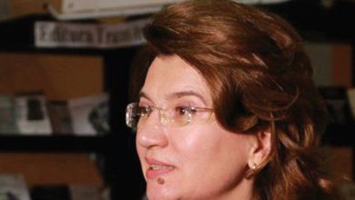 andreea-pastarnac.jpg