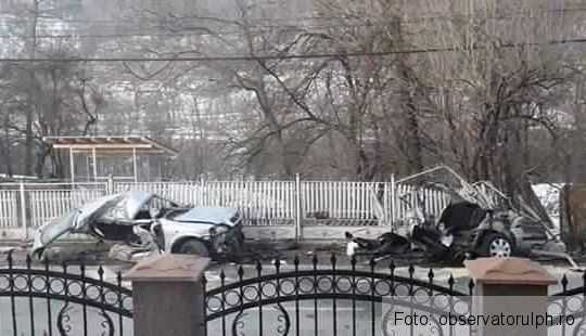 Update. Li s-a rupt maşina în două! Un tânăr de 21 de ani a murit (FOTO) 1 masina-cerasu.jpg