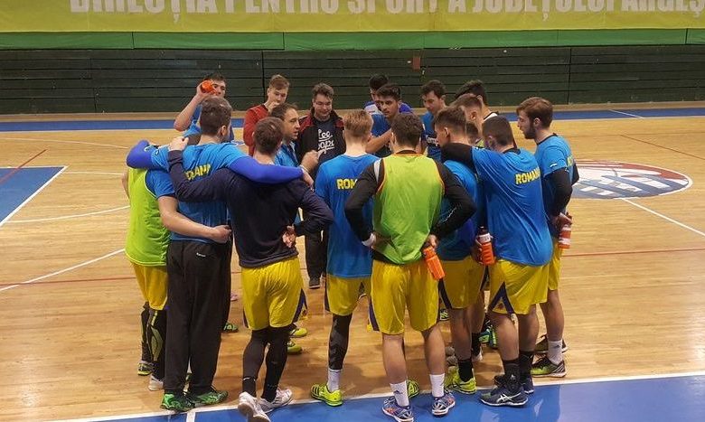 Naționala U21 a început cu o înfrângere turneul de calificare la C.M. 2017 1 romaniau21.jpg