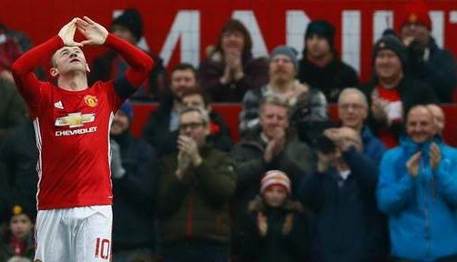 Rooney, EGALUL lui Bobby Charlton!!! 1 rooney_3.jpg