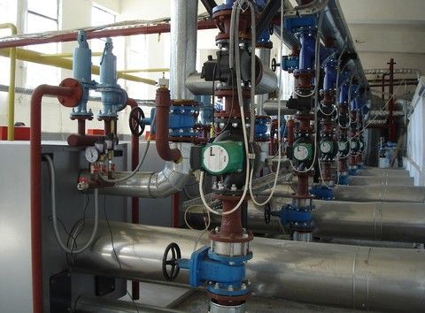 BRAŞOV. Serviciul public local de termoficare lasă cetăţenii fără apă caldă o perioadă 1 termoficare.jpg