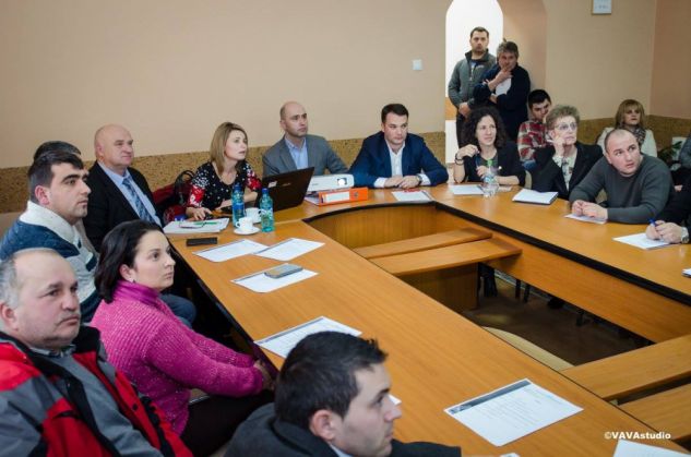 BRAȘOV. Deputatul PSD Roxana Mînzatu, despre sursele de finanțare nerambursabile 1 16722773_1567679293289189_1706366592807910771_o_231110.jpg