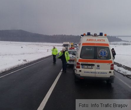 BRAŞOV. Accident cu o victimă, pe DN 1 (FOTO) 1 accidentdn1_7.jpg