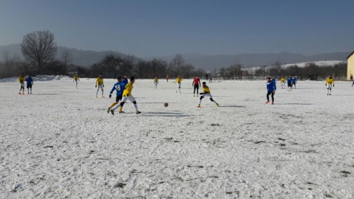 BRAȘOV. „Stegarii” au remizat cu Performanța Ighiu - FOTO 1 fcbrasov_231265.jpg
