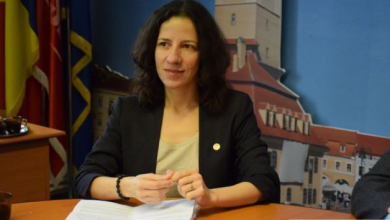 roxanamanzatupsd2_228702.JPG