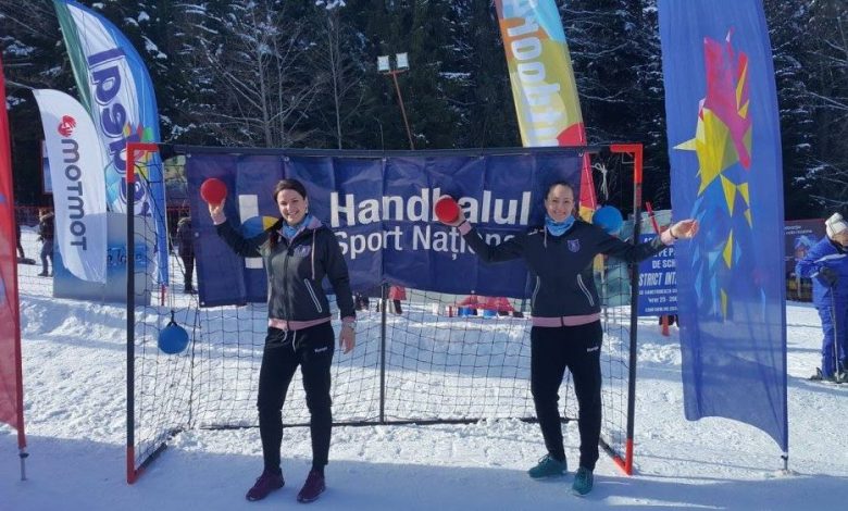 BRAŞOV. PREMIERĂ în România. Handbal pe... Pârtia Clăbucet 1 tacalie-bondar.jpg