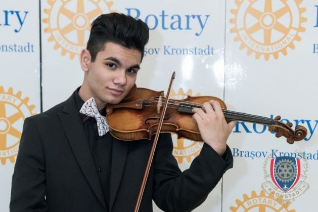 Octav_232223.jpg